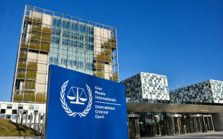 Будущее международного правосудия: Лев Кишакевич и Оксана Сенаторова стали финалистами конкурса в МУС