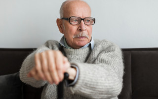 В Верховной Раде хотят сократить зарплаты госсектора, чтобы рассчитывать пенсии по реальным расходам