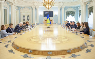 Станіслав Кравченко зустрівся з головою ЄСПЛ Маттіасом Гійомаром, фото