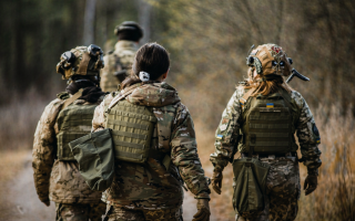 Сыну отказали в выплатах пропавшей военнослужащей матери из-за отсутствия справки о совместном проживании: почему суд стал на его сторону