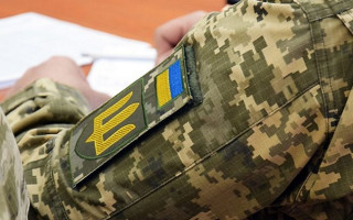 Військовослужбовці отримали право на відрядження до ключових державних органів під час воєнного стану