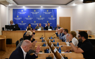 РСУ погодила збільшення кількості помічників для перших трьох судів