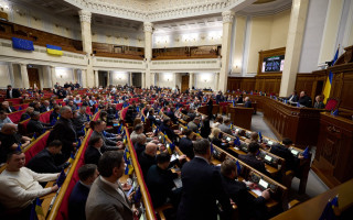 Народным депутатам хотят разрешить брать детей на заседания Верховной Рады