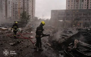 Киев подвергся массированной атаке ракетами и дронами: 10 погибших, разрушена многоэтажка, фото