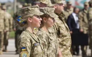 Женщины в ВСУ: почему добровольное вступление не дает права уволиться в любой момент