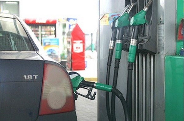 Где продают некачественный бензин?