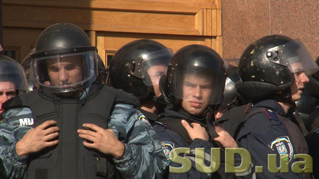 Заседание Киеврады под усиленной охраной 02.10.2013